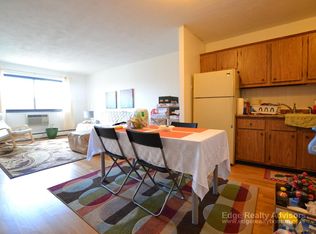 35 Glencoe St APT 39, Brighton, MA 02135