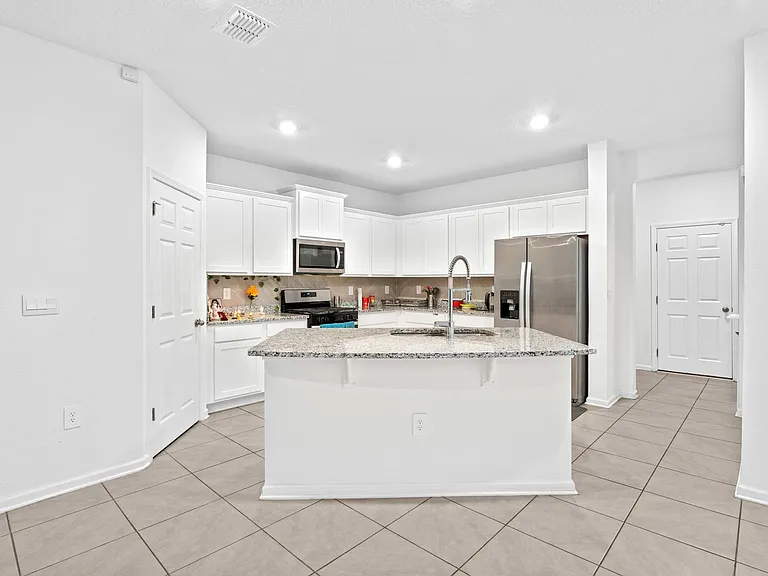 27 Coastline Way — Photo 5
