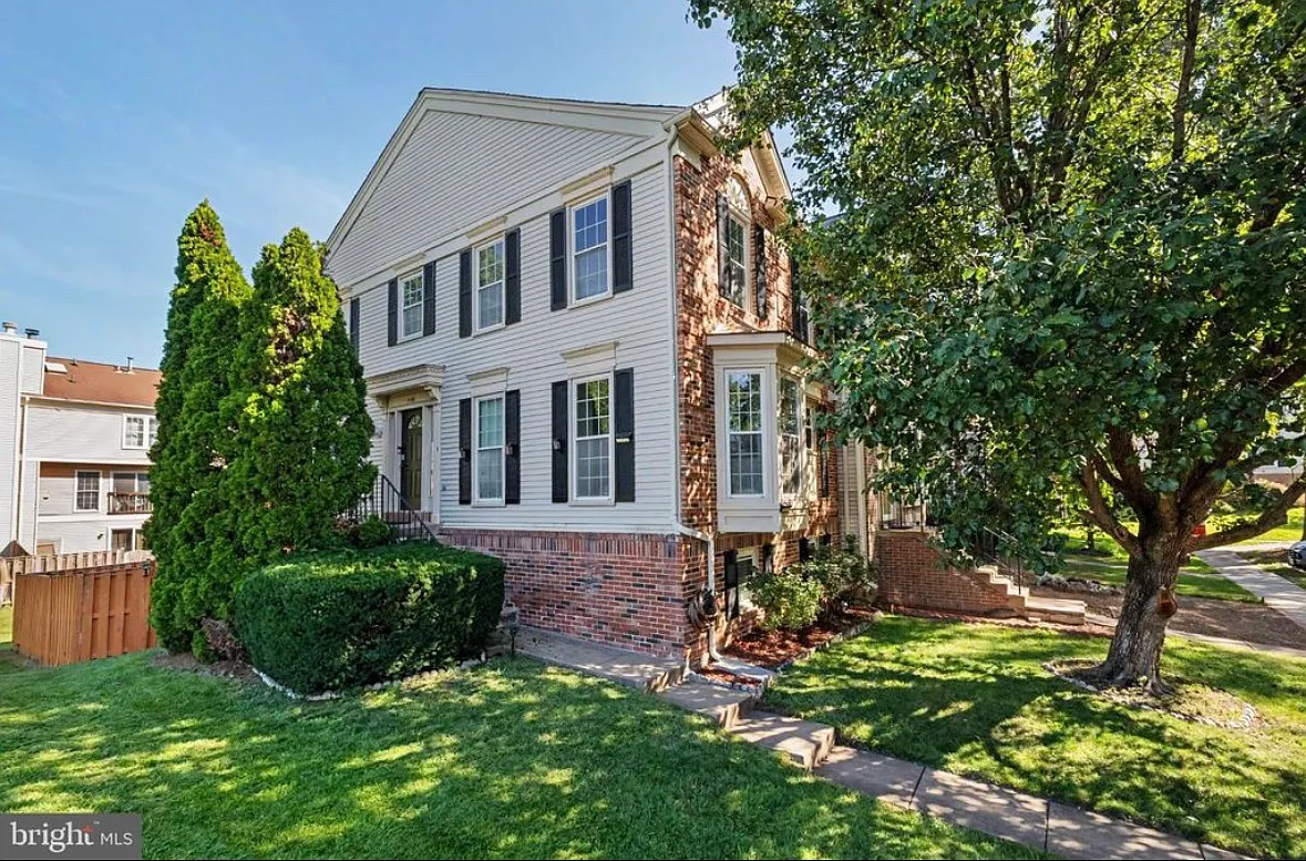 11198 Privates Ct — Photo 1