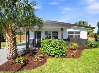 1204 65th St NW, Bradenton, FL 34209
