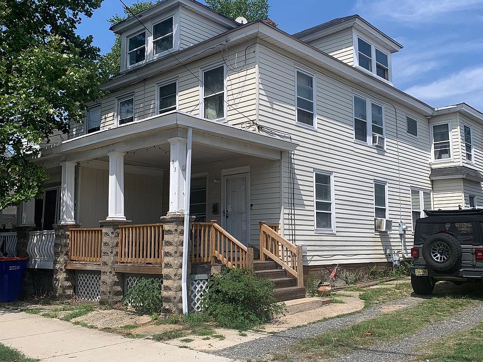 2nd image of 315 3rd St N