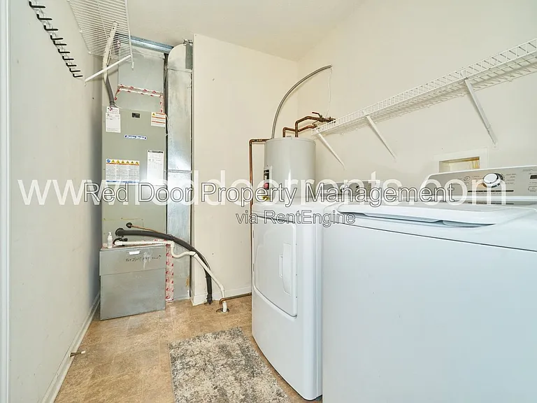 127 Broadmoor Bnd — Photo 16
