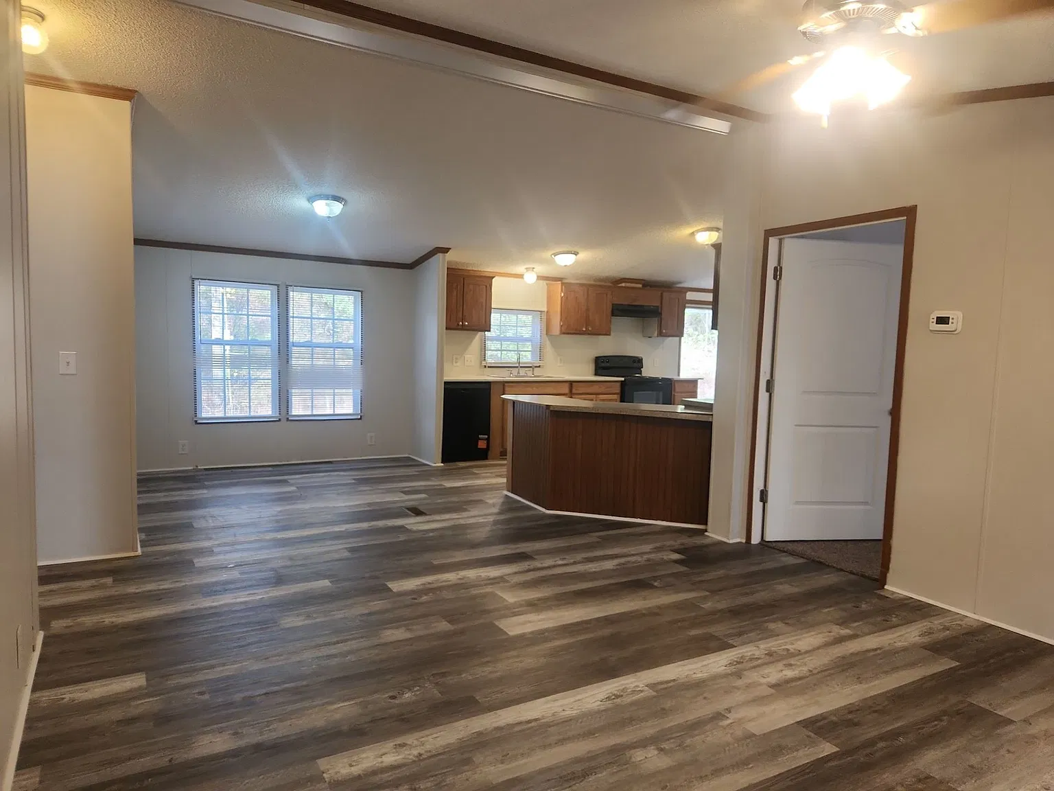 3 bed, 1680 sqft, $1,500 — Photo 2