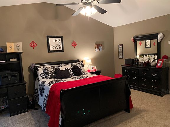 4th image of 2540 Milsom Ln
