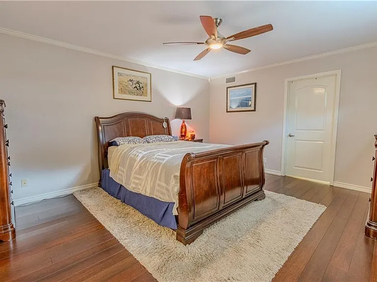 4902 Saratoga Blvd #1 — Photo 17