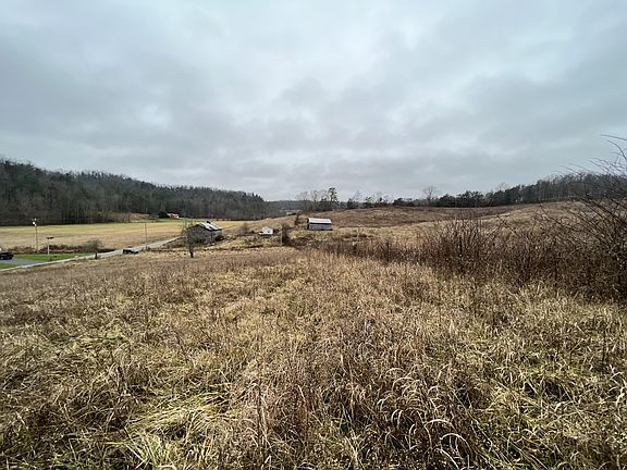 3rd image of 1204 Highway 2027