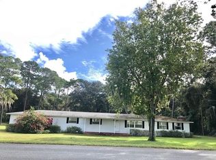 27818 Hollondel Rd, Okahumpka, FL 34762