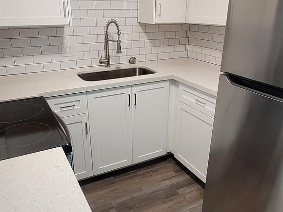 3rd image of 3358 N 15th Ave
