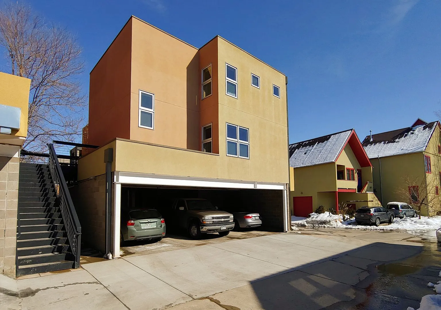 Spectacular Loft-style Condo with Snowcap Views in Longmont's Hip Prospect Neighborhood! — Photo 3