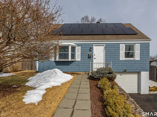 206 Sterling Street, Fairfield, CT 06825