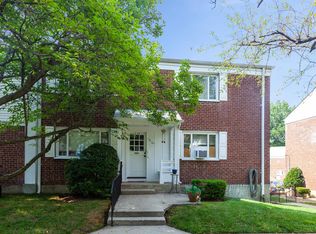 14-20 Bell Blvd, Bayside, NY 11360