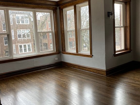 5th image of 4508 N Spaulding Ave Unit 2