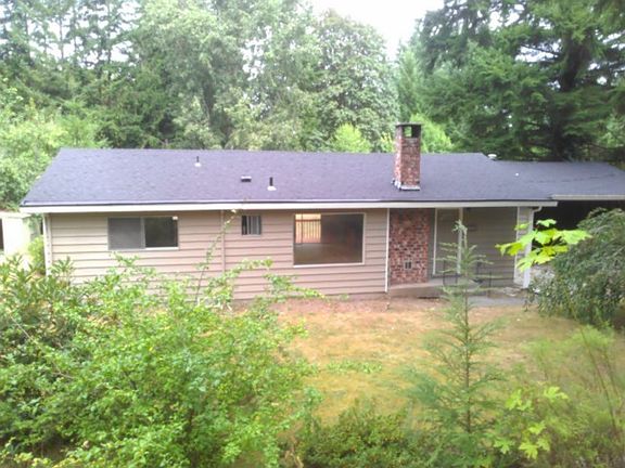 2nd image of 2059 Northlake Way NW