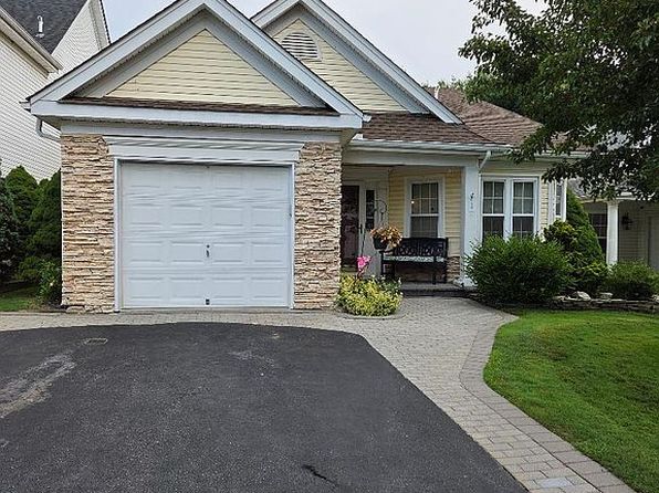 40 Perri Cir