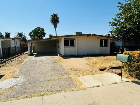 217 K St, Sanger, CA 93657