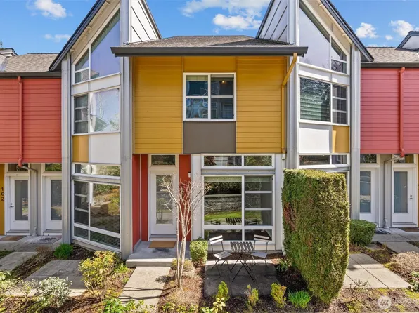 15160 NE 81st Way #104, Redmond, WA 98052