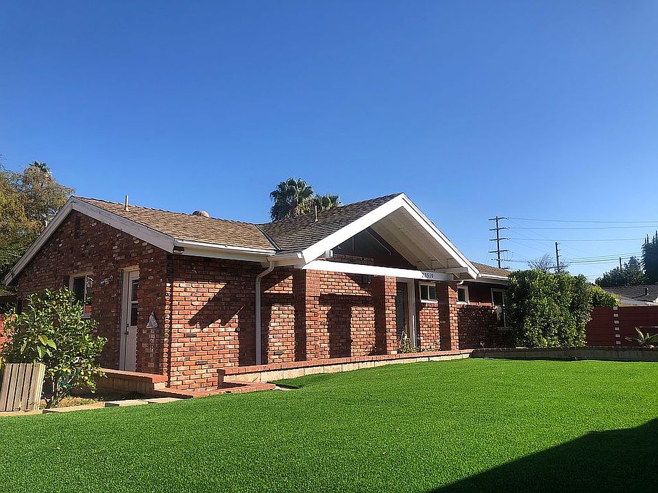 2nd image of 23519 Victory Blvd