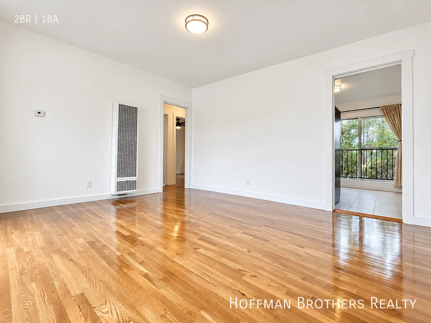 Renovated West Adams Apartment with Parking & Updated Kitchen — Photo 4