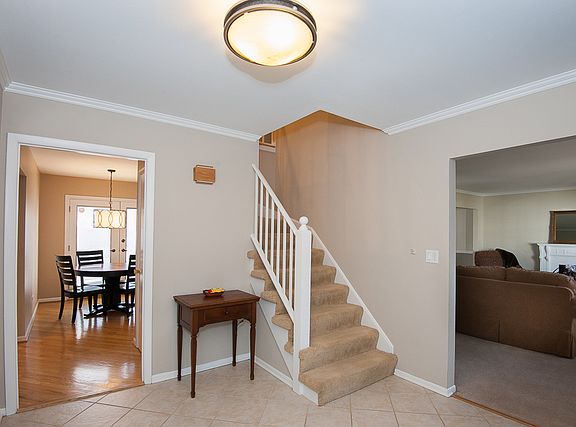 2nd image of 1520 Chapel Ct