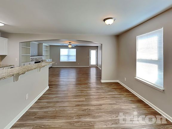 4th image of 120 Altondale Dr