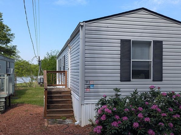 3000 Clarks Bridge Rd, Gainesville, GA 30501