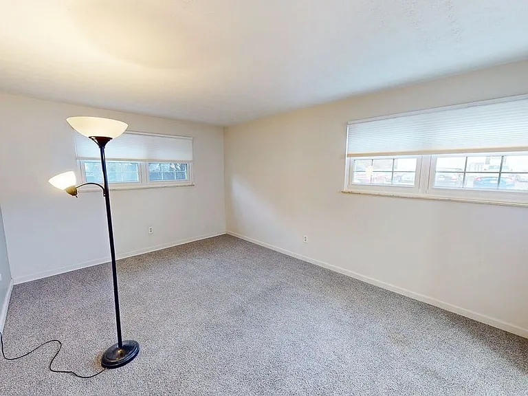 5285 Portland St #104 — Photo 13