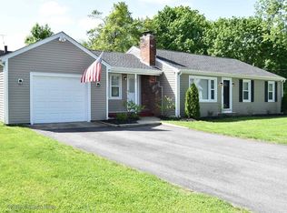 26 Middle St, Attleboro, MA 02703