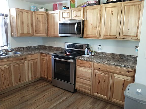 4th image of 2205 Galena Pike