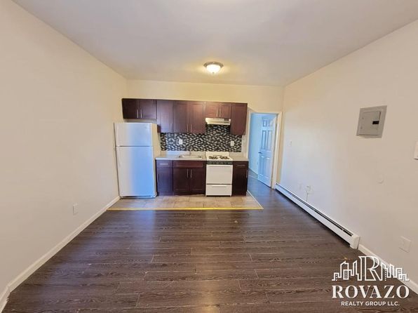 18 Jay St APT A3
