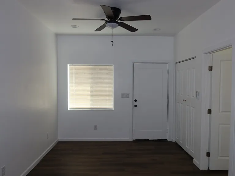 658 W Fremont St #658A — Photo 17