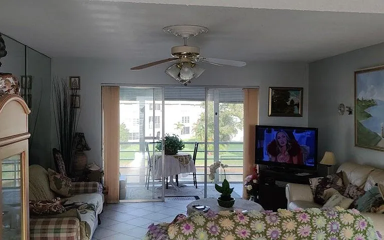 715 Lori Dr #308 — Photo 3