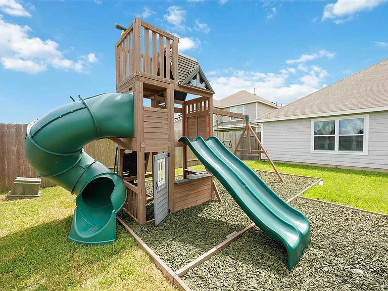 5503 James Michael Dr — Photo 17
