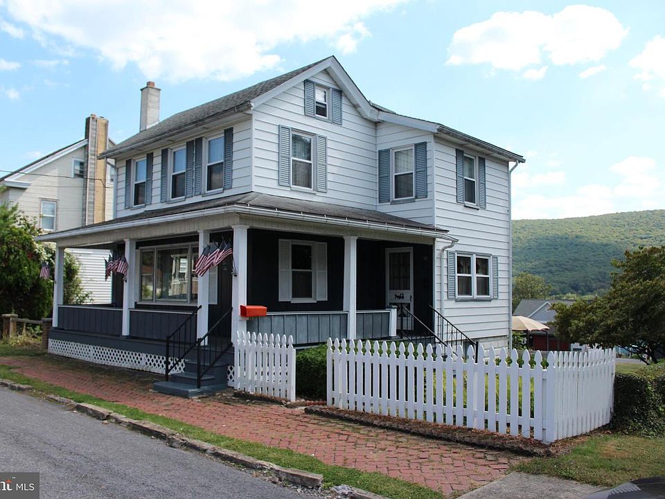 1st image of 210 E Broad St