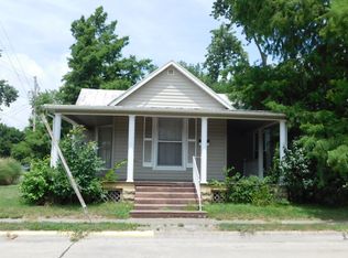 632 W Butler St, Olney, IL 62450