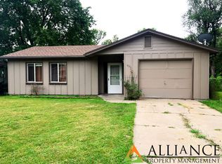 2423 Buttonwood Dr, Manhattan, KS 66502