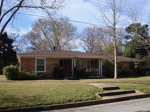 2823 Marilyn Dr Photo 1