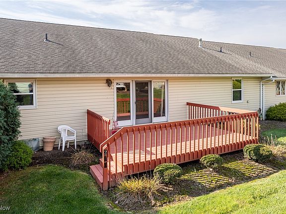 5th image of 207 Park Place Dr