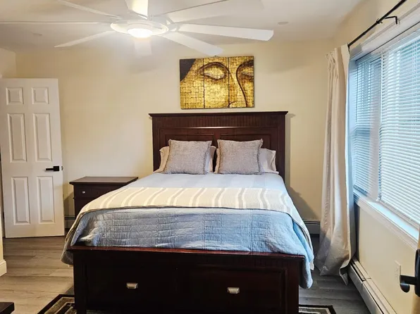 15 W Tremlett St, Dorchester, MA 02124