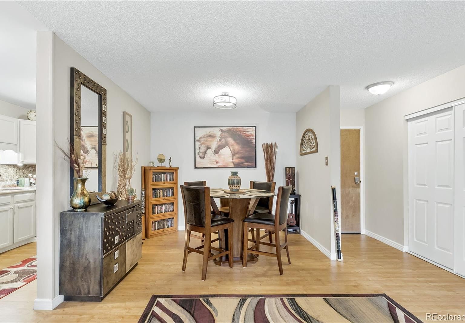 3164 S Wheeling Way Bldg 211 #306