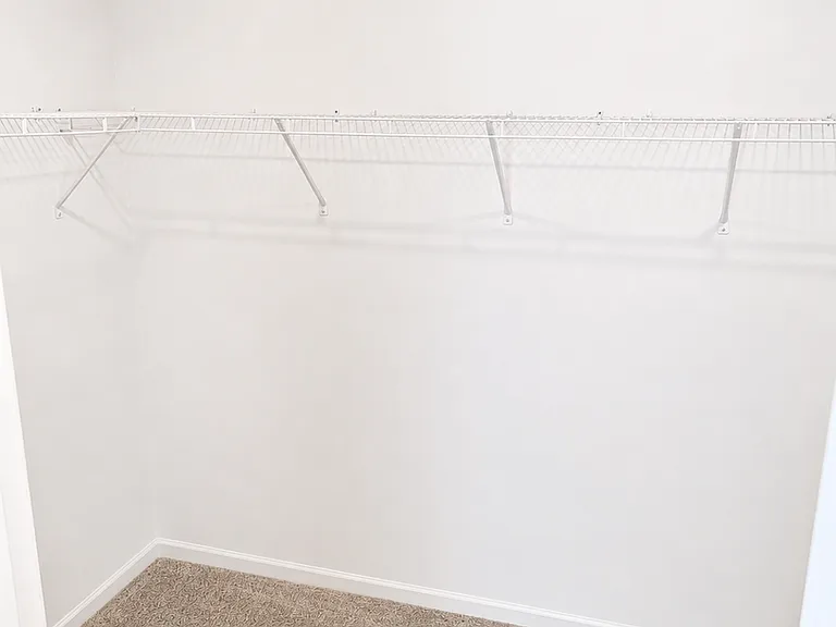 429 Gentle Bend Cv — Photo 12