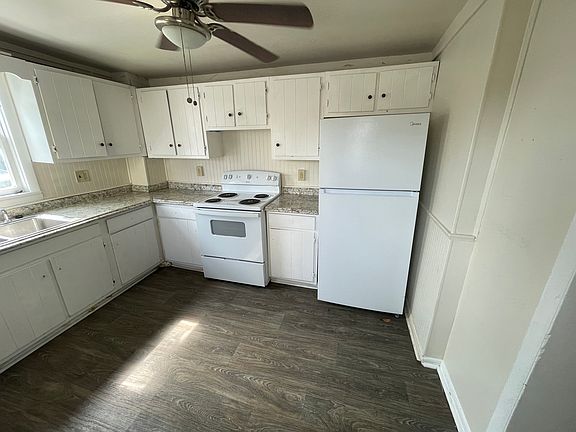 5th image of 124 N Cannon Ave
