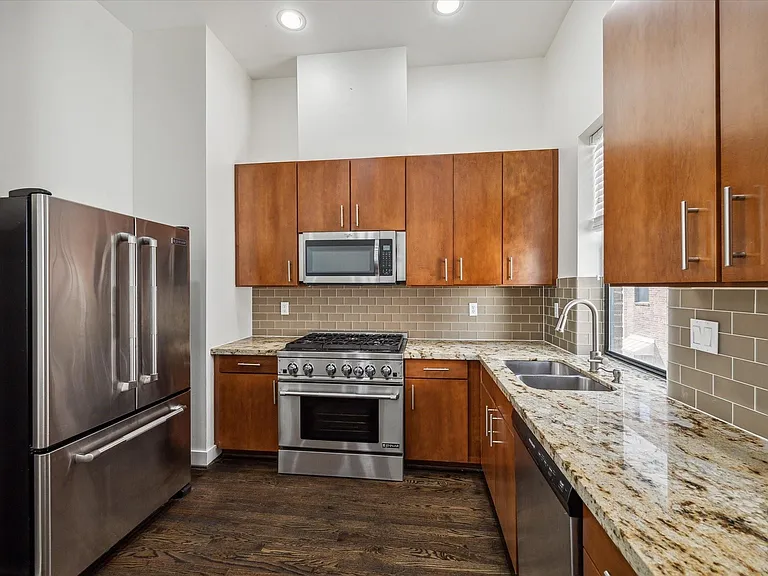 1316 Welch St — Photo 8