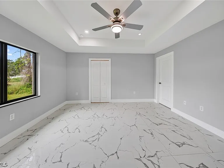 738 Sunrise Blvd — Photo 21