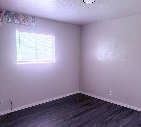 2nd image of 5005 N Nebraska Ave