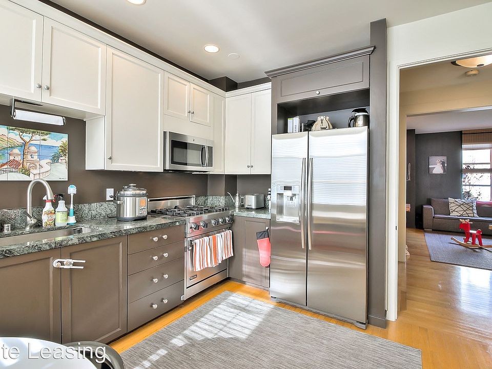 1st image of 40 Bonita St