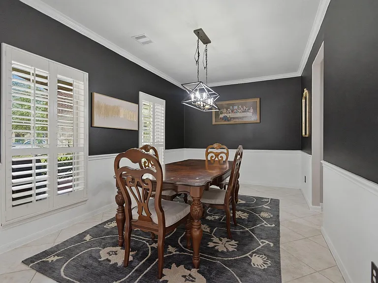 14535 Mountain Cliff Ln — Photo 4