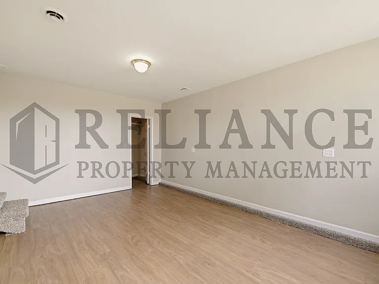 6021 W Newell St — Photo 24