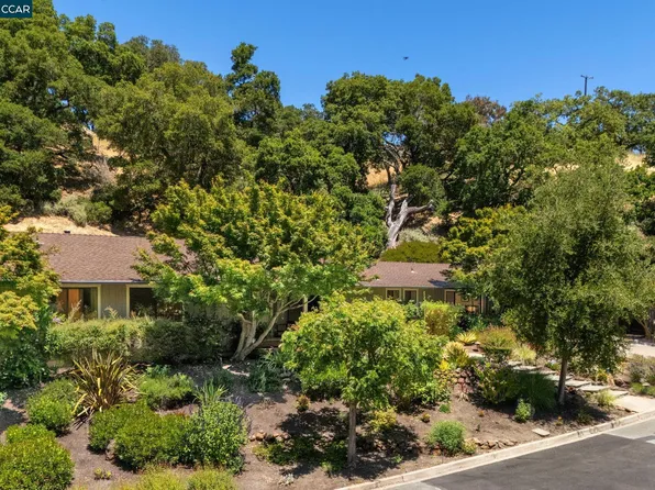 149 Castle Ct, Lafayette, CA 94549