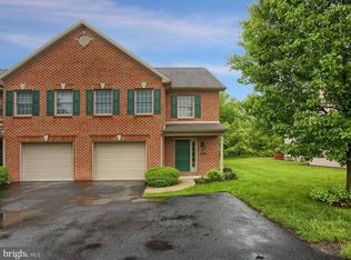 4090 Regiment Blvd, Enola, PA 17025