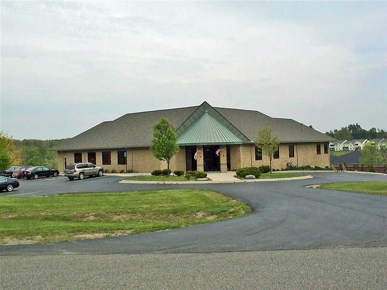 1st image of 405 Little Lake Dr Ste A